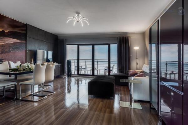 Apartament Superior De Lux - Porta Mare ジブヌベク エクステリア 写真
