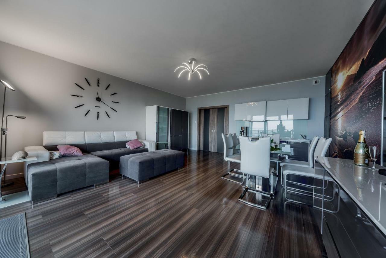 Apartament Superior De Lux - Porta Mare ジブヌベク エクステリア 写真