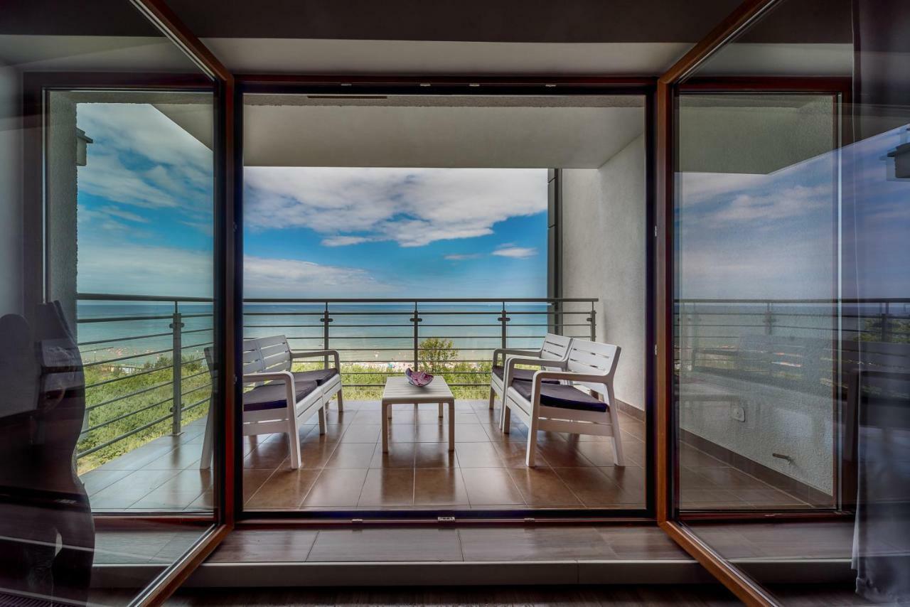 Apartament Superior De Lux - Porta Mare ジブヌベク エクステリア 写真